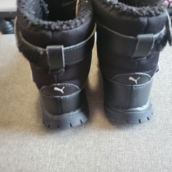 Puma Kids Black Winter Boots - Picture 3 of 5